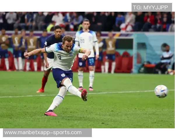 凯恩谈英格兰进步与夺冠希望：大赛前的热门球队心态与成长之路